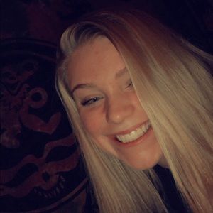 Meet your Posher, Raina